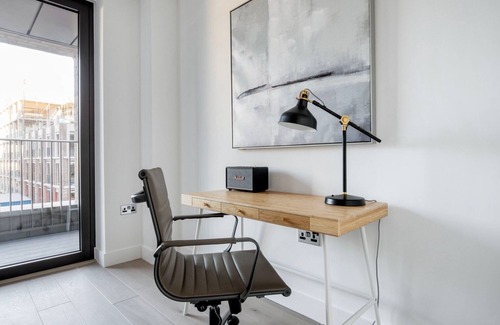 Clerkenwell Apartment | Divine Farringdon 1BR w/Gym & Pool, nr Restaurants, by Blueground