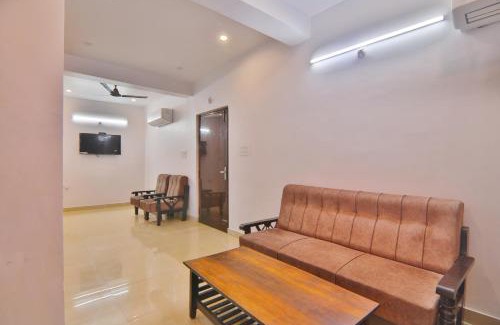 Gomti Nagar Hotel | Divine Glory Hotel