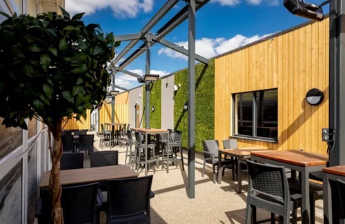 Felixstowe House | DJD's Place Felixstowe Beach Caravan Sleeps 6 WIFI Pet Friendly