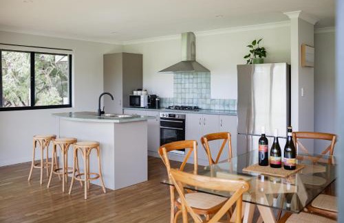 Yallingup Ski Chalet | Djilba Cottage at Windance