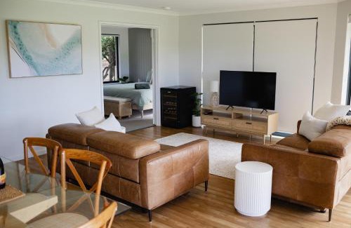 Yallingup Ski Chalet | Djilba Cottage at Windance