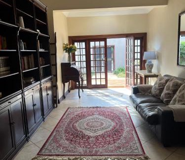 Durban Central Business District Villa | Dlodlongwana properties