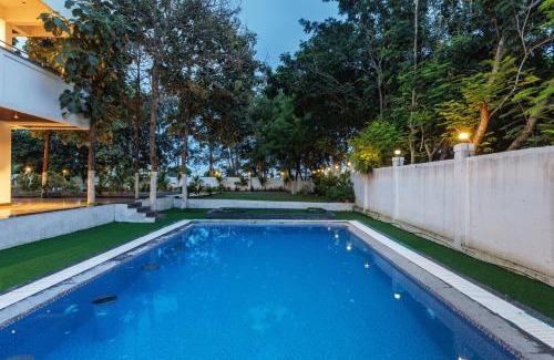 Hyderabad Villa | DLR FarmhousePrivate Pool4BHKACWi-Fi