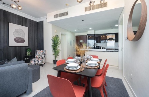 Downtown Dubai House | Dlx 21st Flr 3BR Pool Gym Near Mall by Belvilla