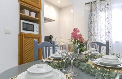 Orgiva Villa | DOÑA ALDONZA, 3 Bedroom House in Complejo Rural Orgiva