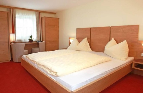 Maria Alm am Steinernen Meer House | Doppelzimmer mit Dusche, WC 3er Belegung - Hotel Bachschmied KG