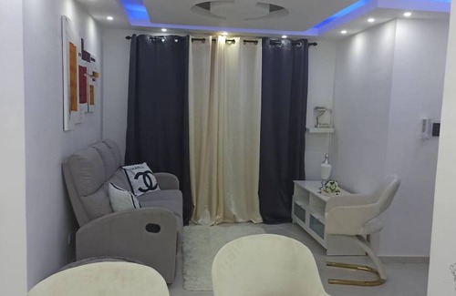 Ciudad Modelo Mirador Norte Apartment | Luxurious Apartment 4to level with security camera