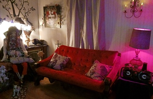 Ray Other | Do you Love Halloween and All Things Spooky? Would you stay in a Haunted House?