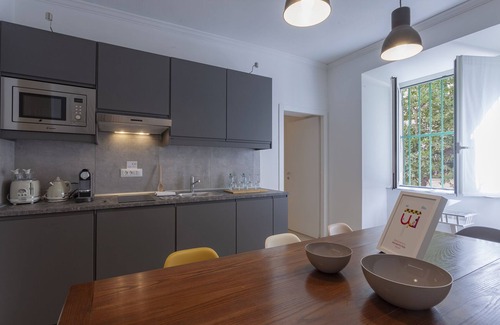 Maddalena Apartment | Dock 10 Apartments by Wonderful Italy