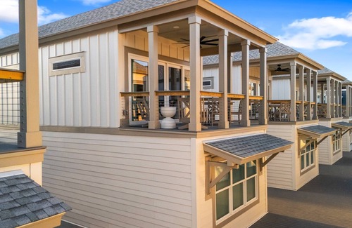 Georgetown House | Dock and Dwell at the Winyah Bay Club, Pool, Outdoor Lounge/Grill and Boat Slip included!