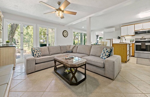 Morganton House | Dock Holiday | King Bed & Lake James Location