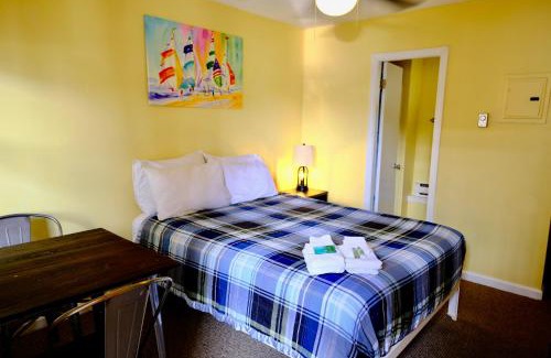 Old Orchard Beach Hotel | Dock House Inn
