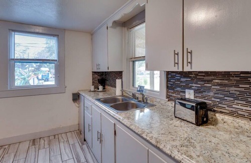 Savannah Apartment | Dock&Volleyball! Near Downtown - Orange Oasis 2