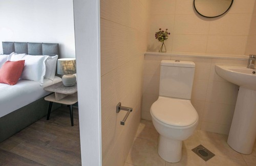 The Docks Hotel | Dockside Aparthotel, Bw Signature Collection