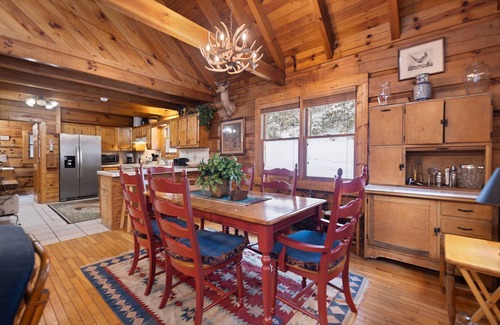 Primrose Cabin | Dockside Cabin - Red River Gorge