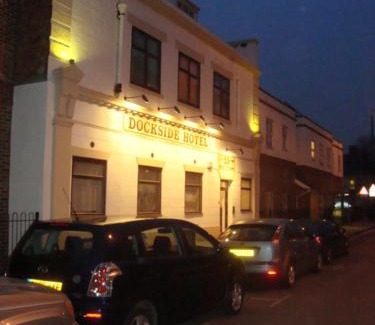 Shadwell Hotel | Dockside Hotel