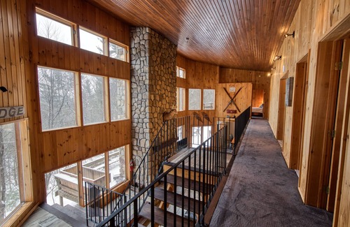 Jay House | Doe-A-Deer Chalet in Jay NY Perfect for Large Groups Close to Whiteface Mountain