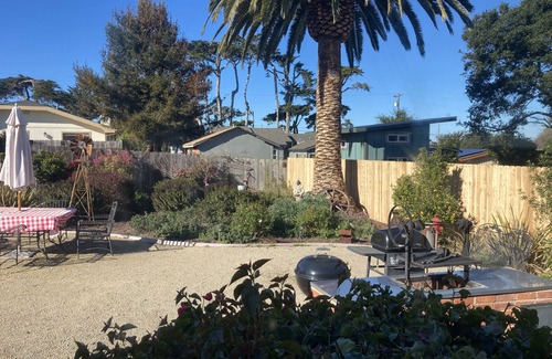 Baywood Park House | Dog Friendly, Allergen-free 5 minute walk to the bay and eateries