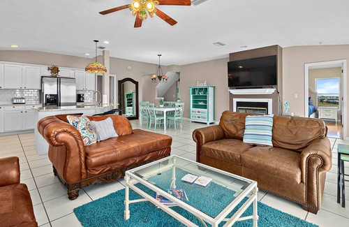 Beverly Beach House | Dog-friendly and beautiful home close to the beach w/ocean views, WiFi, AC