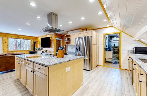 Rockwood Apartment | Dog-friendly apartment by Moosehead Lake with sprawling deck & firepit