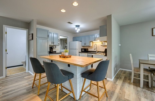 Baraboo Apartment | Dog-friendly Baraboo Vacation Rental w/Yard!