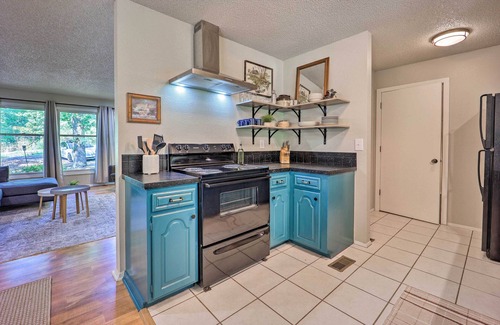 Bella Vista Cottage | Dog-friendly Bella Vista Home w/Grill + Deck