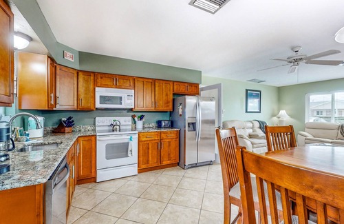 Bokeelia House | Dog-Friendly, Canal-Front Home with Canal Access, Central AC, and WiFi
