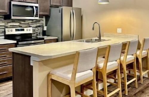 Sheboygan House | Dog-friendly centrally located townhouse on the Sheboygan River.n