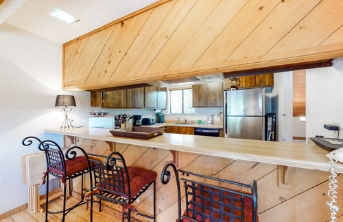 Shaver Lake House | Dog-friendly chalet w/shared pool, hot tub, gas fireplace - close to lake