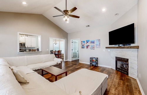 Calabash House | Dog-friendly coastal home with lovely patio, pool, & games - near beaches & golf