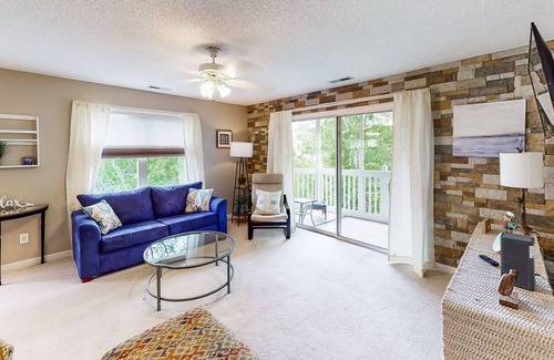 St. James Condo | Dog-friendly condo with pool access, private balcony, W/D, & central AC