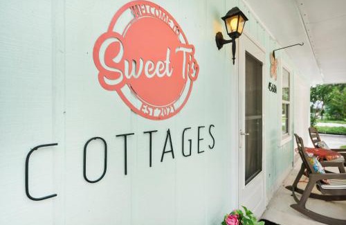 St. Augustine House | Dog Friendly Cottage Just North of Historic St Aug