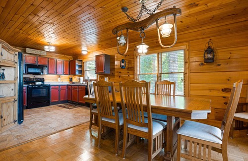 Morganton Cottage | Dog-friendly countryside home with private hot tub & game room - near wineries