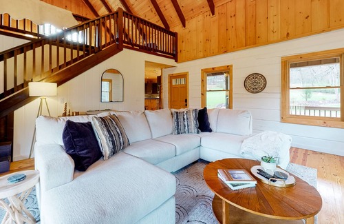Cherry Log Cabin | Dog-friendly creekside cabin with a fireplace, firepit, AC, & washer/dryer
