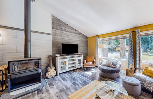 Trestle Creek House | Dog-friendly, creekside home with hot tub, sauna & firepit - walk to the lake