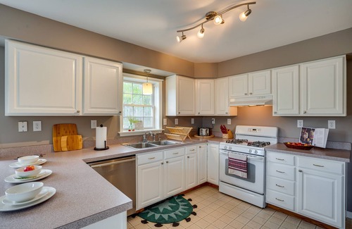 Etna House | Dog-Friendly Freeville Home ~ 8 Mi Cayuga Lake!