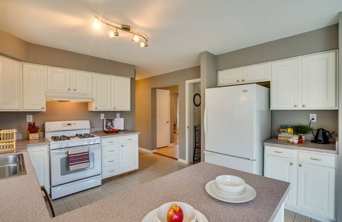 Etna House | Dog-Friendly Freeville Home ~ 8 Mi Cayuga Lake!