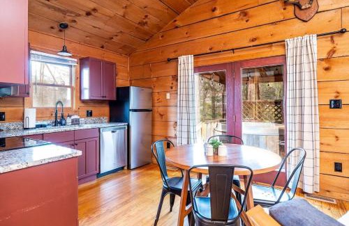 Townsend Cabin | Dog-Friendly Getaway, Adventure Awaits Nearby