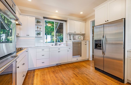 Blaine House | Dog-friendly getaway with stunning ocean view, spacious deck, hot tub & rec room