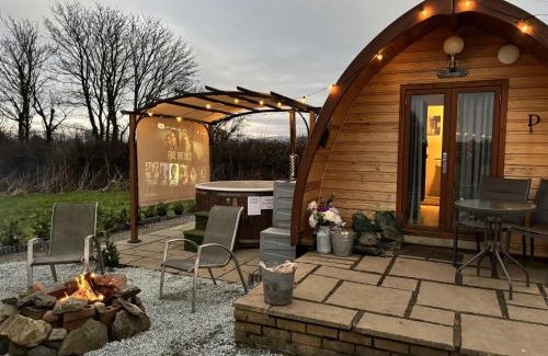 Dwyran House | Dog Friendly Glamping Pods with Hot Tubs