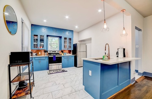 Highland Park House | Dog-friendly hideaway with a large, fenced yard, washer/dryer & AC