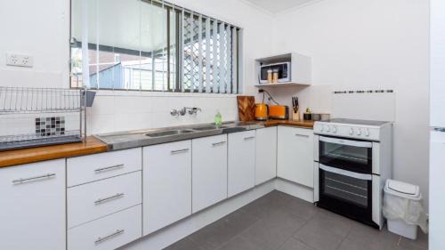 Bongaree House | Dog Friendly Holiday House In Bongaree