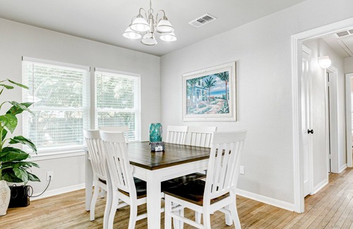 Galveston House | Dog-Friendly Home Near the Beach w/ WiFi, Washer/Dryer, Hot Tub, and Central A/C