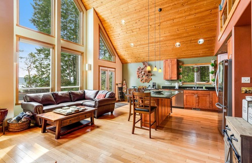 West Hills House | Dog-friendly home on Dabob Bay with fireplace, firepit & gas grill