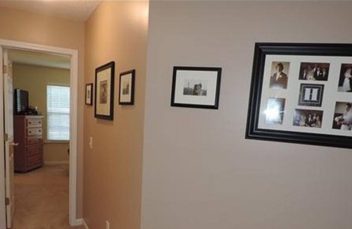 Eden House | Dog friendly home with large fenced yard. Only 35 minutes from downtown Savannah