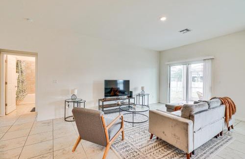 Mariner House | Dog-Friendly Home with Screened Porch in Cape Coral!
