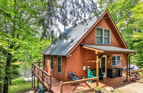 Presque Isle House | Dog-friendly, lakefront cabin w/ kayaks, washer/dryer, firepit, grill, and dock