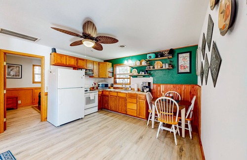 Eagle Rock House | Dog-friendly lakefront getaway with a firepit, large deck, & washer/dryer