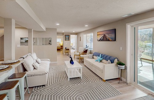 Shoreline House | Dog-friendly lakefront getaway with a kitchenette, furnished patio, & fast WiFi