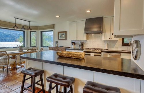 Truckee House | Dog-friendly lakefront home w/fast WiFi, private dock, & 180-degree views